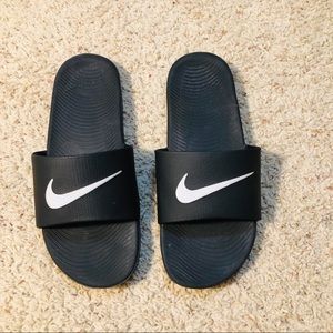 Black Nike Slides